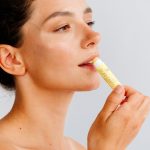 Натуральный бальзам для губ с пчелиным воском Pure Perm Ваниль — изображение 3